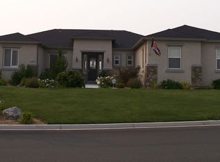 335 Sunset Springs Ln, Sparks, NV 89441