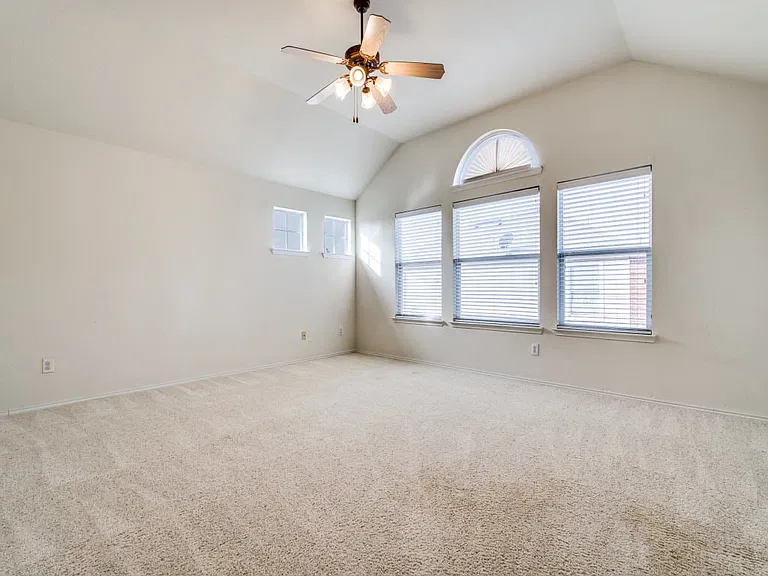 320 Cookston Ln — Photo 7