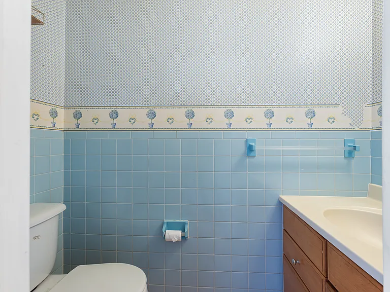 20 Paddington Dr — Photo 18