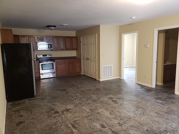 3rd image of 510 Pine St #5