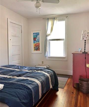 5th image of 21 W Pennsylvania Ave APT 4