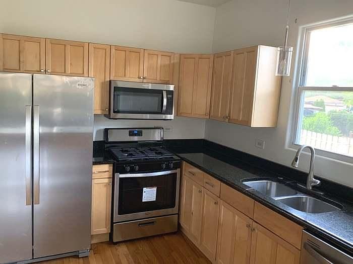 1st image of 2318 S Central Park Ave