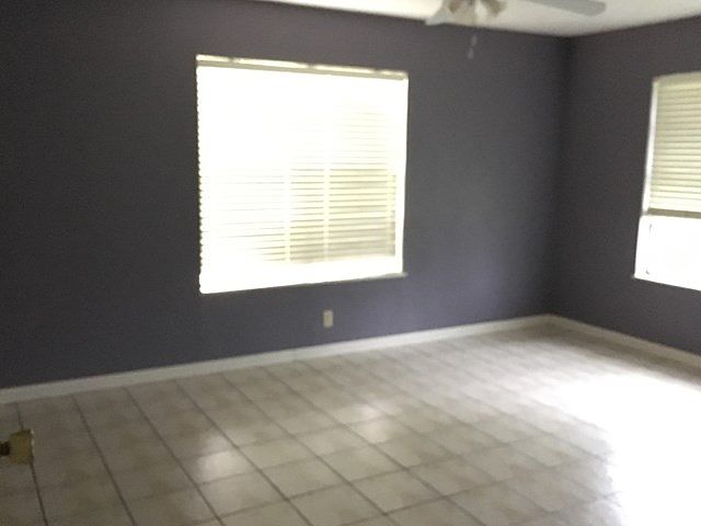 1st image of 1105 N Shary Blvd