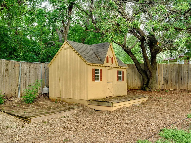 1112 Sundrop Pl — Photo 33