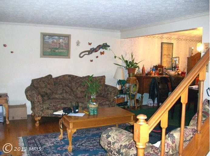 2nd image of 1808 Pinecroft Ct