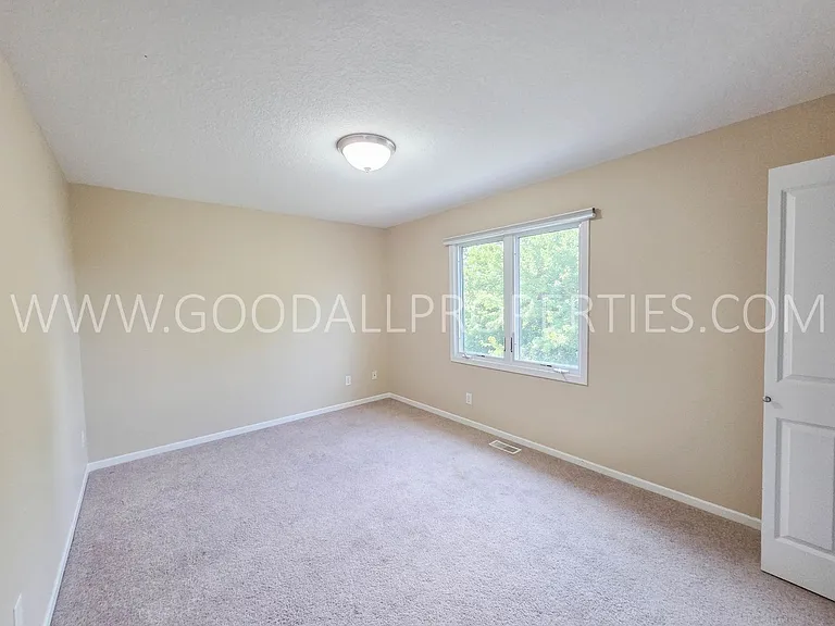 14405 Clearview Ln — Photo 11