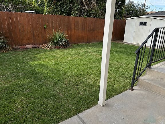 4th image of 6821 Century St