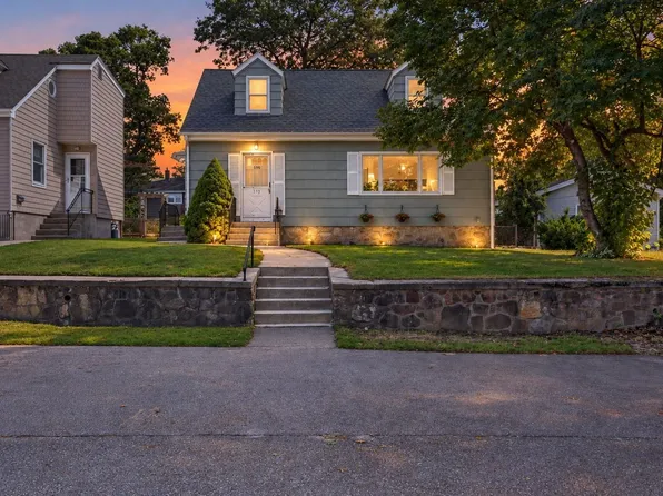 539 Summer Pl, Blackstone, MA 01504