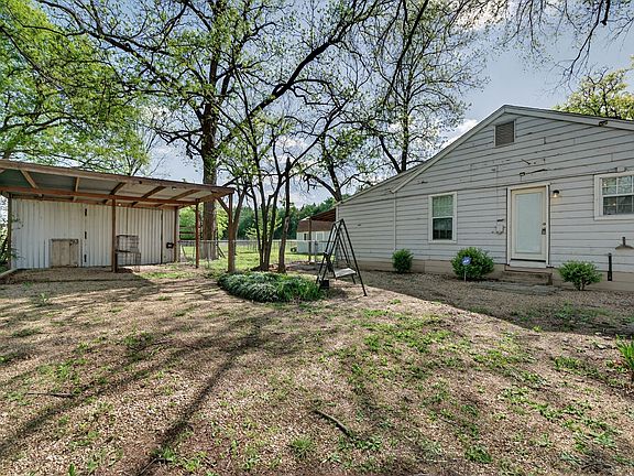 4th image of 106 E Beltline Rd