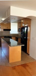 500 University Ave APT 709, Honolulu, HI, 96826