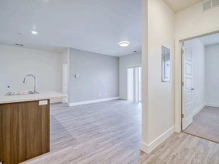 Eden Apartments — Photo 108