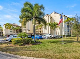700 Starkey Rd APT 311, Largo, FL 33771