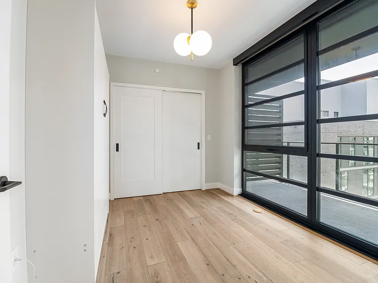 1300 4th St SE #808 — Photo 13