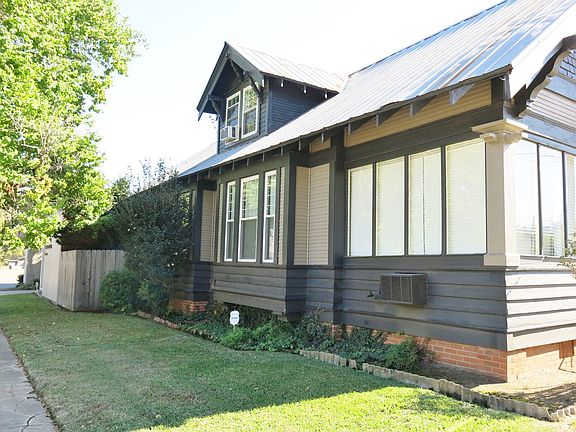 3rd image of 1201 Gilbert Ave
