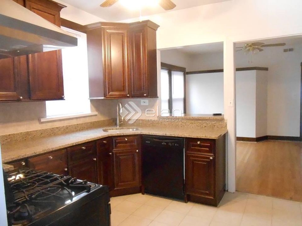 1st image of 5438 N Glenwood Ave #3