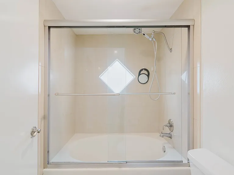 6301 Honolulu Ave #50 — Photo 32