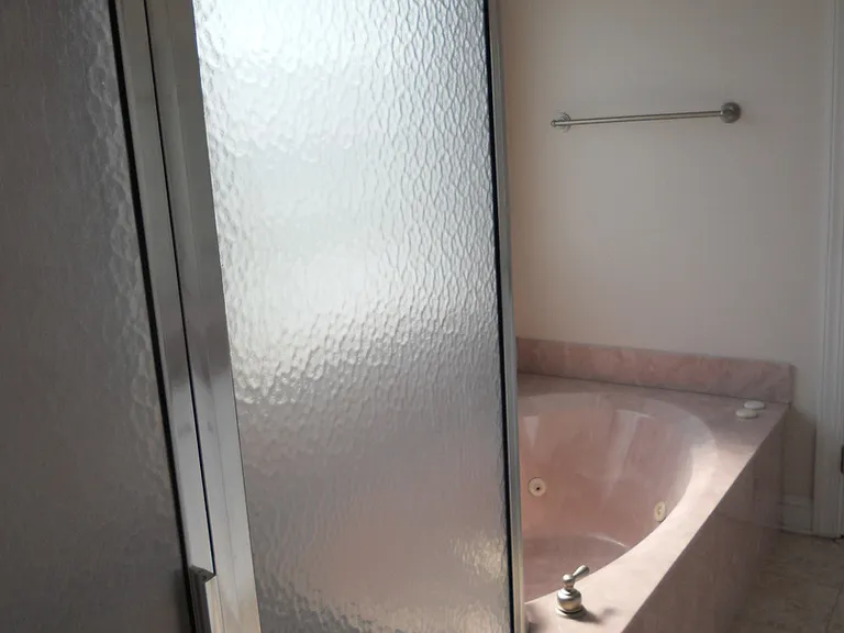 409 Pointe Dr — Photo 12