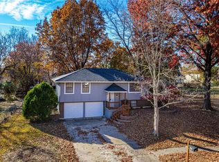 1205 SE 5th St, Lees Summit, MO 64063