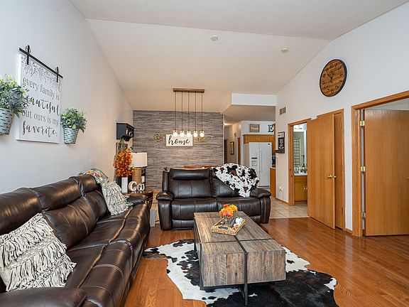 2nd image of 2614 George Ave #66