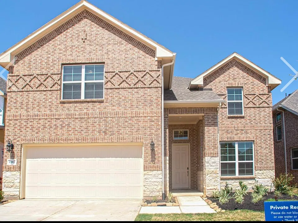 2367 Woodland Prairie Ln