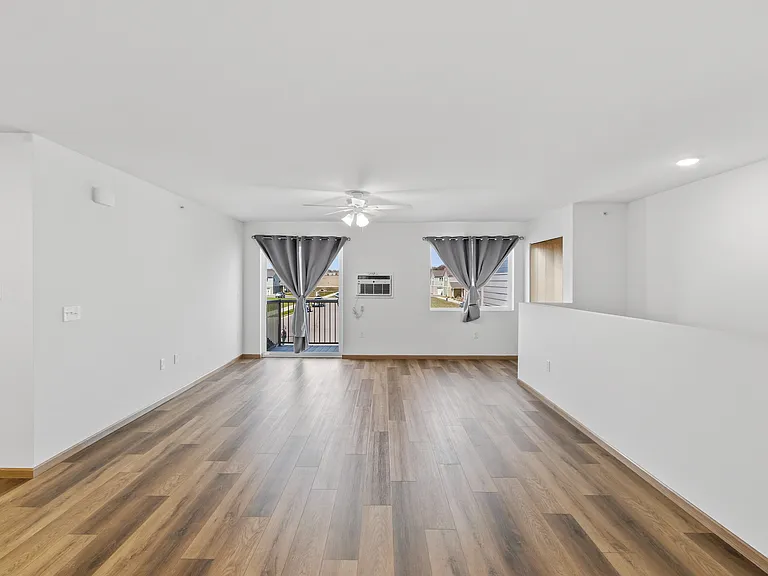 1360 Bayberry Ln #305 — Photo 3