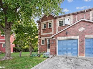 6157 Kingston Rd #23, Toronto, ON M1C4Z3