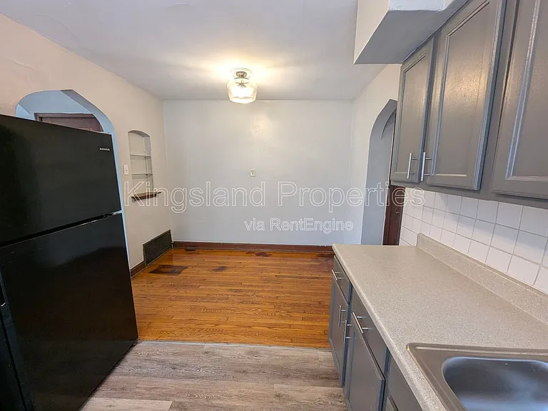 3910 Chippewa St #1F — Photo 5
