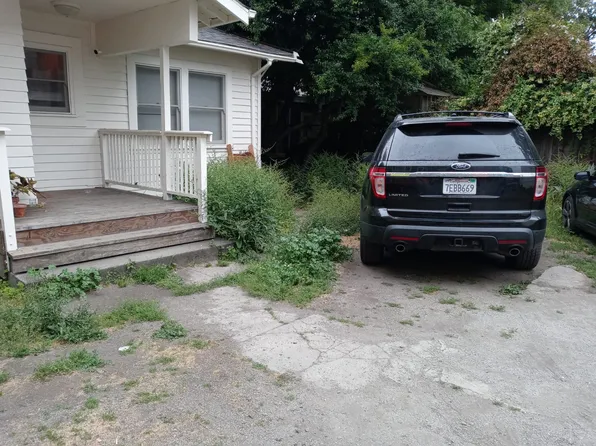 2532 Benvenue Ave #A, Berkeley, CA 94704