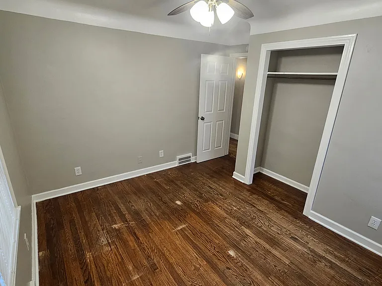 3713 Gratiot Ave — Photo 17