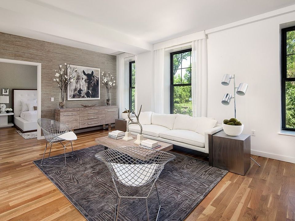 1st image of 125 Parkside Ave #5BA