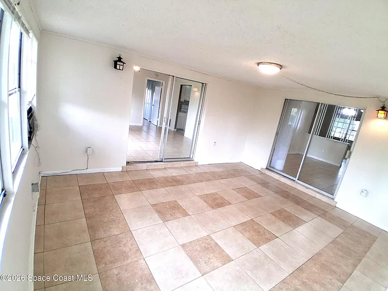18 Forrell Ave — Photo 13
