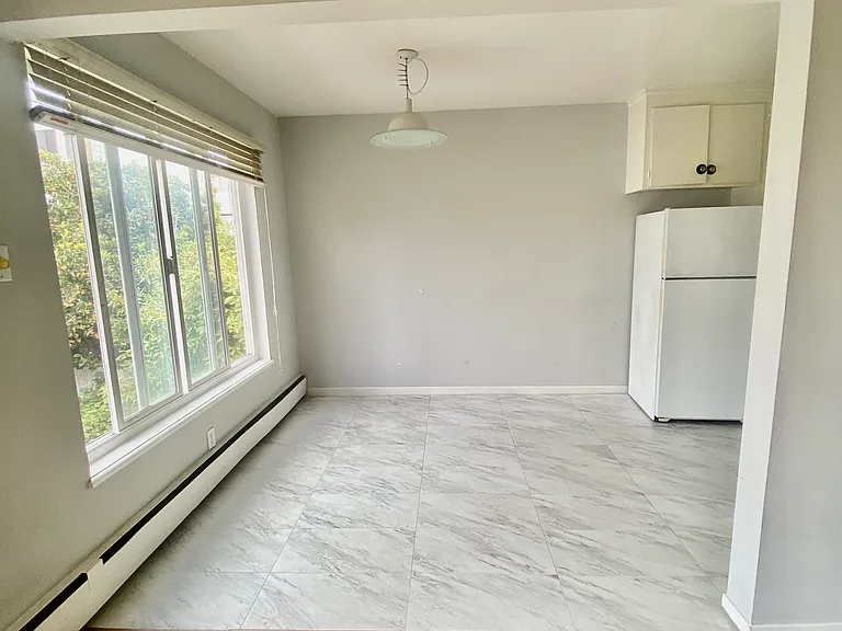 1640 Bay St #106 — Photo 19
