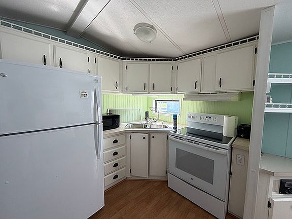 4th image of 25501 Trost Blvd #9-76