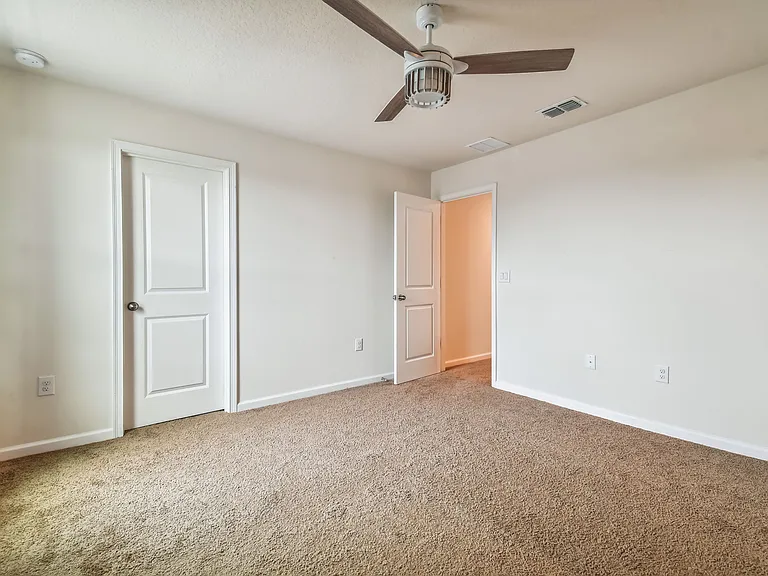 19442 Blue Pond Dr — Photo 30