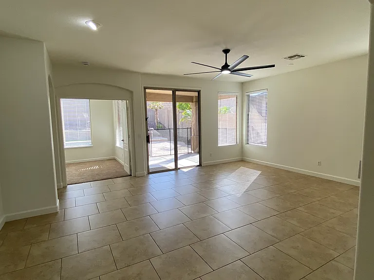 1818 W Glenhaven Dr — Photo 9