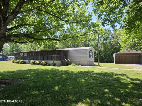 1475 Old Chisholm Trl, Dandridge, TN 37725