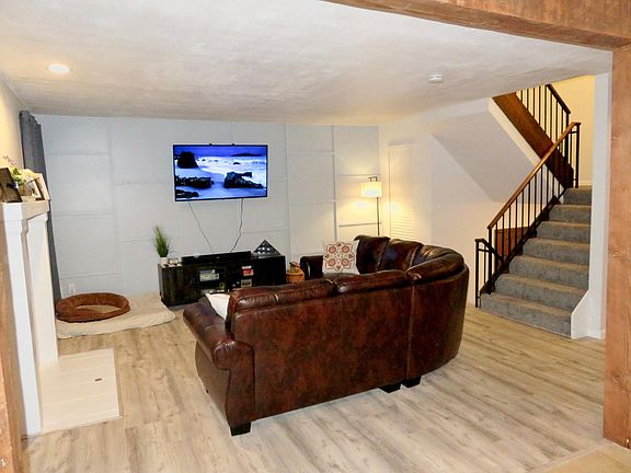 Living room (level 2/3)