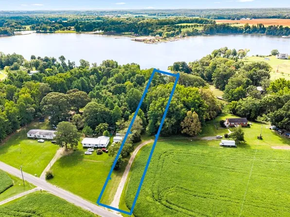 Zacata Rd, Montross, VA 22520