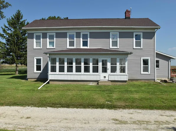 390 State Route 40, Edelstein, IL 61526