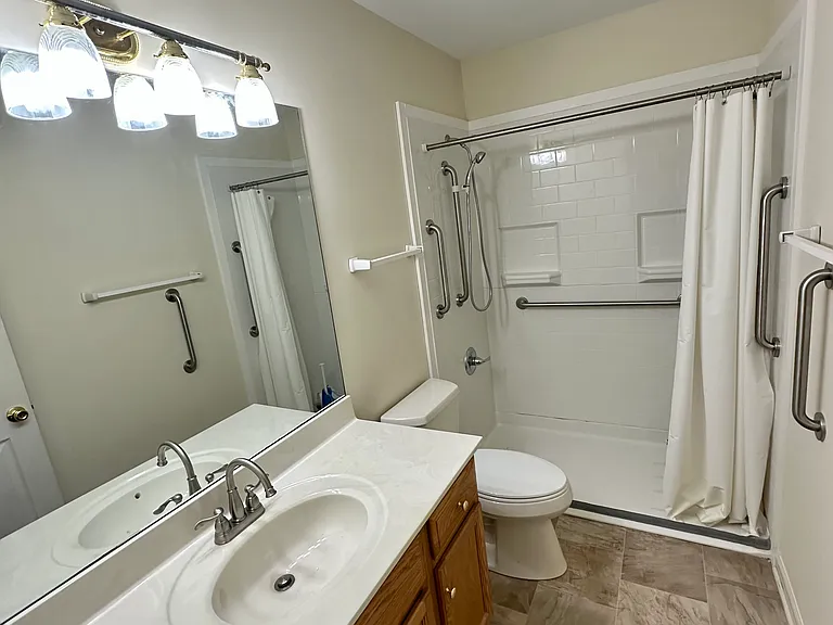 1620 Ridgecrest Dr #B — Photo 10