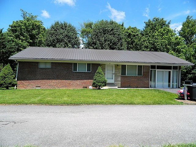 1st image of 43 Northwood Dr