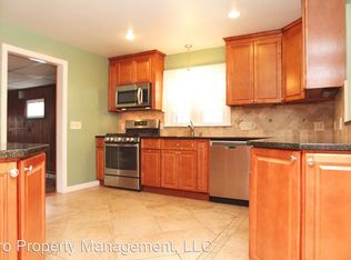 257 Lane St, Hamden, CT 06514