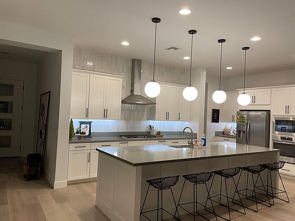 3rd image of 21127 E Longwood Dr