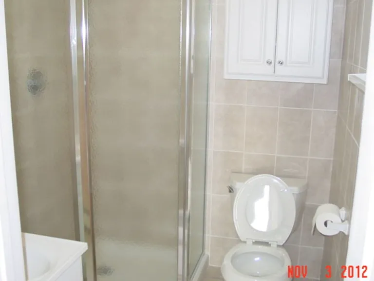 545 Revere St — Photo 17