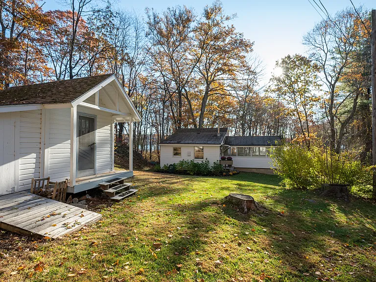 12 Park Road Ext — Photo 30