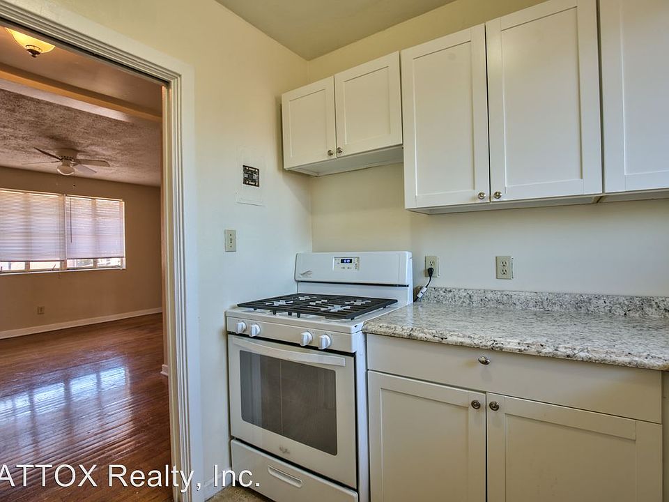 1st image of 648 E Park Ave APT 15