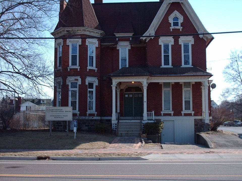 1st image of 521 Wildwood Ave