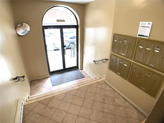 Sold by Remax Edge | media 32