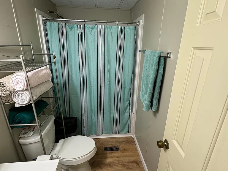 126 Village Ln — Photo 16