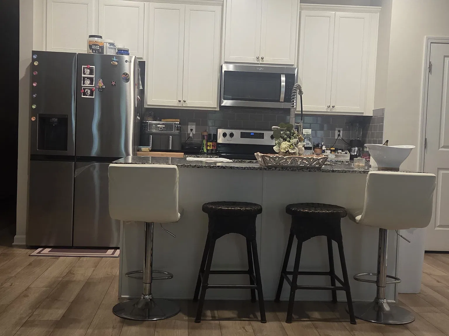 3 bed, 2.5 bath, 1593 sqft, $800 — Photo 4